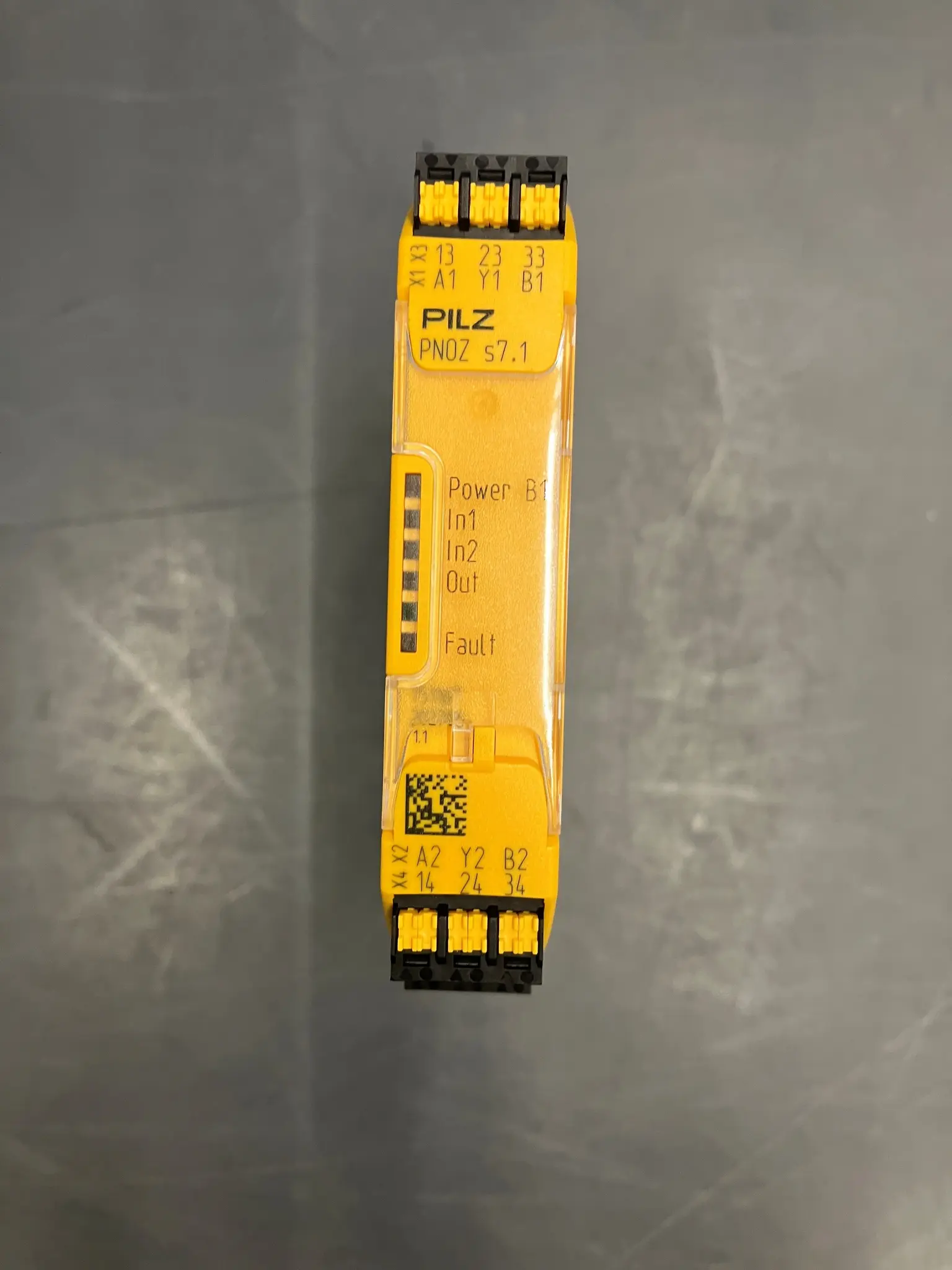 Produktfoto 1 von PNOZ s7.1 C 24VDC 3 S - PNOZsigma Kontakterweiterung Sicherheitsrelais