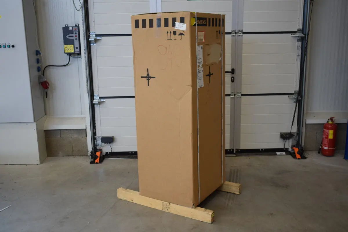 Produktfoto 1 von SIEMENS 6SE7031-7HG60 auf Lager