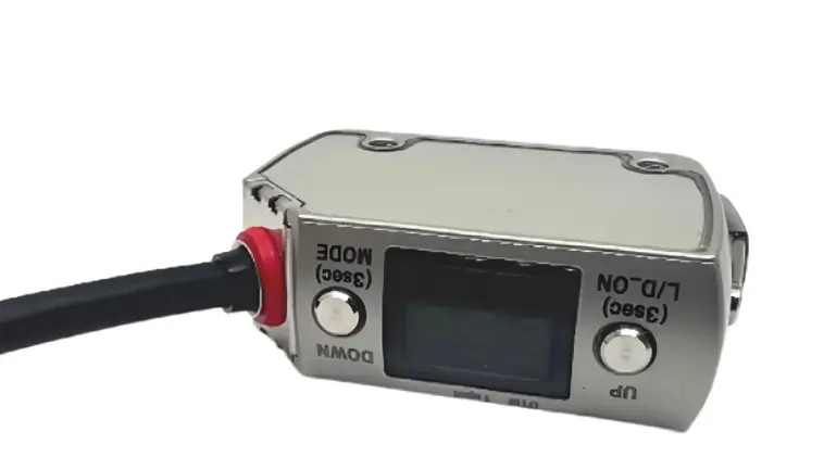 Produktfoto 1 von Keyence LR-ZH500C3P Photoelectric Sensors