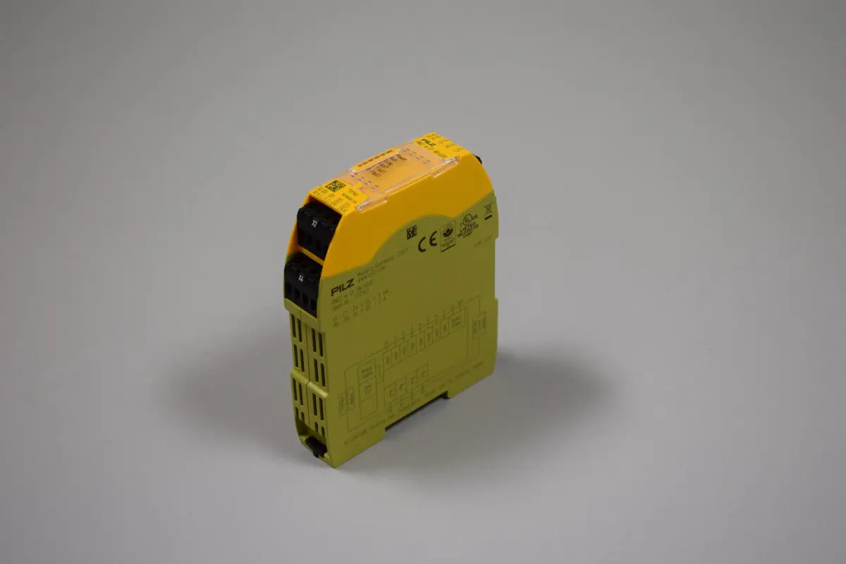 Produktfoto 1 von PILZ PNOZmEF8DI4DO auf Lager