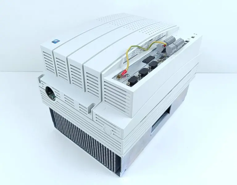 Produktfoto 1 von Lenze EVS9328-EP Id.-No 00451152 33.9328PE.2R.22 TESTED & TOP ZUSTAND