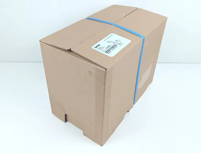Produktfoto 1 von Lenze Inverter i950 I95AE322F1AV10302R 22kW 30HP 400/480VAC UNUSED & OVP