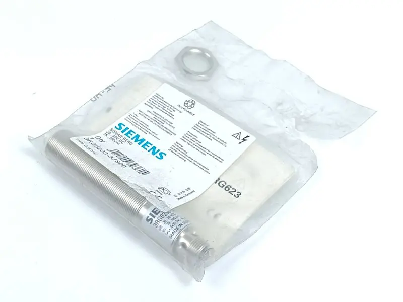 Produktfoto 1 von Siemens 3RG62 33-3JS00 Ultraschalltaster 3RG6233-3JS00 UNUSED & OVP & SEALED