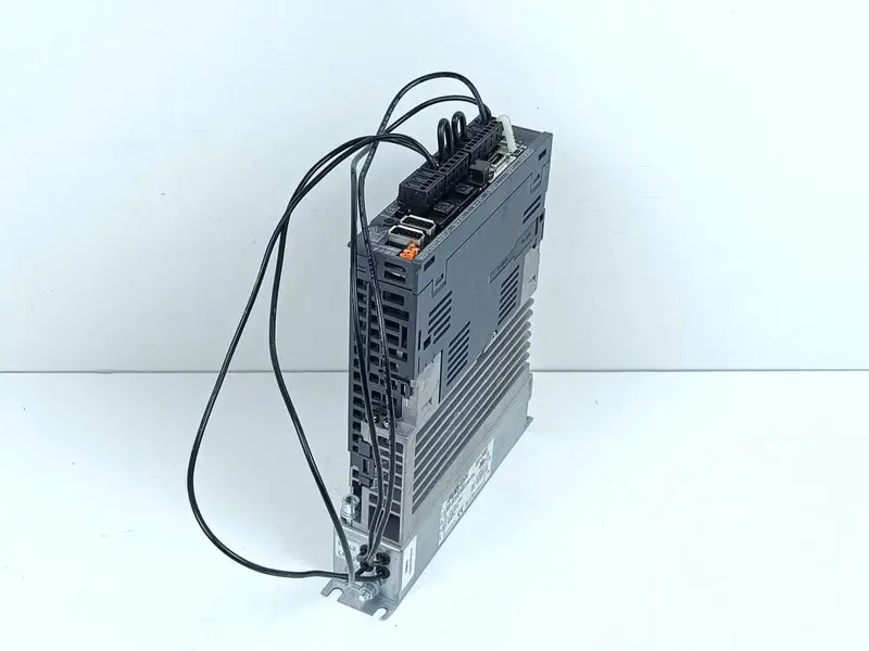 Produktfoto 1 von Mitsubishi AC Servo Amplifier MR-J4-40B-RJ TESTED & NEUWERTIG
