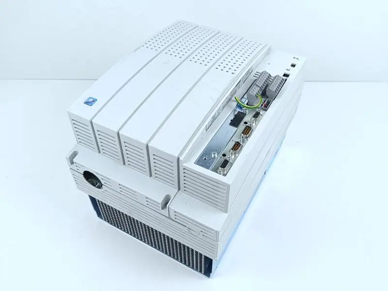 Produktfoto 1 von Lenze Vector 9300 EVS9327-ET 33.9327TE.8G.80 TESTED & TOP ZUSTAND