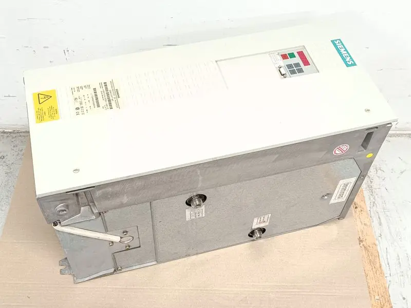 Produktfoto 1 von Siemens 6SE7024-7TD51-1AA1-Z E-St.C C43+G41+G95+K01+K11+ CUMC + ADB Card TESTED