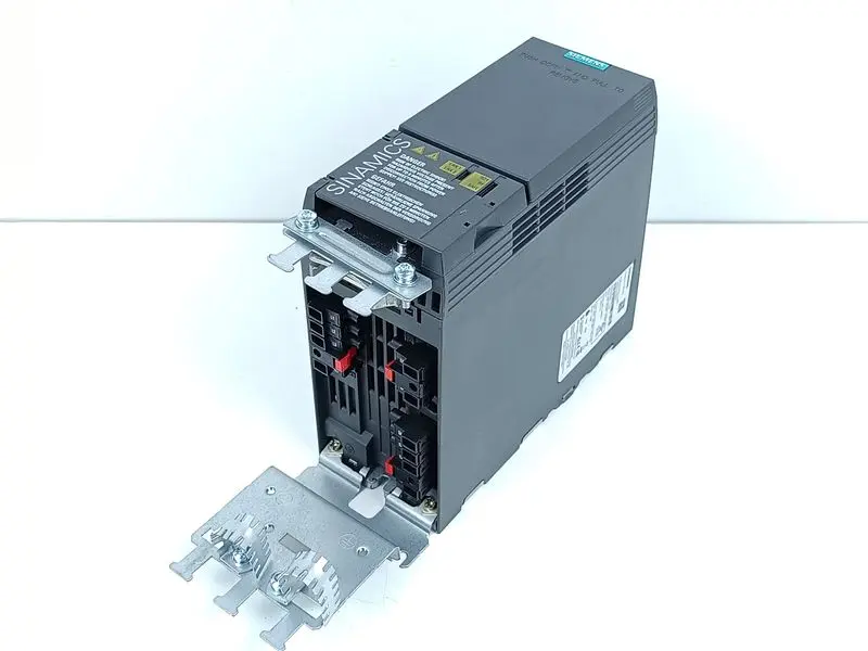Produktfoto 1 von Siemens SINAMICS G120C PN 6SL3210-1KE14-3AF2 FS:04 1,5kw 400V NEUWERTIG