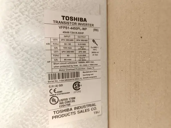 Produktfoto 1 von Toshiba Transistor Inverter VFPS1-4450PL-WP 400V 45kw TESTED & TOP ZUSTAND