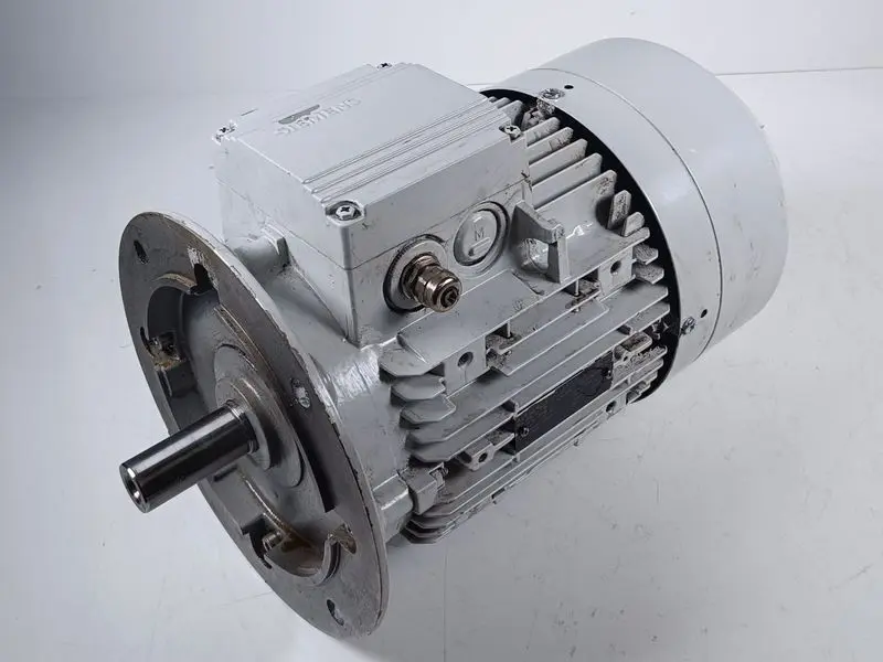 Produktfoto 1 von Siemens 1LA9113-4KA61 Elektromotor 4.55kW 8.1A 1740/min GEBRAUCHT