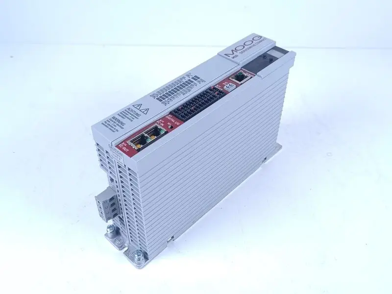 Produktfoto 1 von MOOG MSD SERVO DRIVE KOMPAKT G394-030-100-001 TESTED & NEUWERTIG