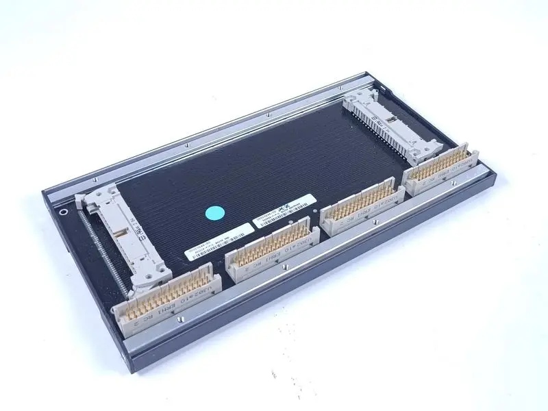 Produktfoto 1 von Bachmann 00009752-00 BS 204 Backplane Busschiene UNUSED UNBENUTZT