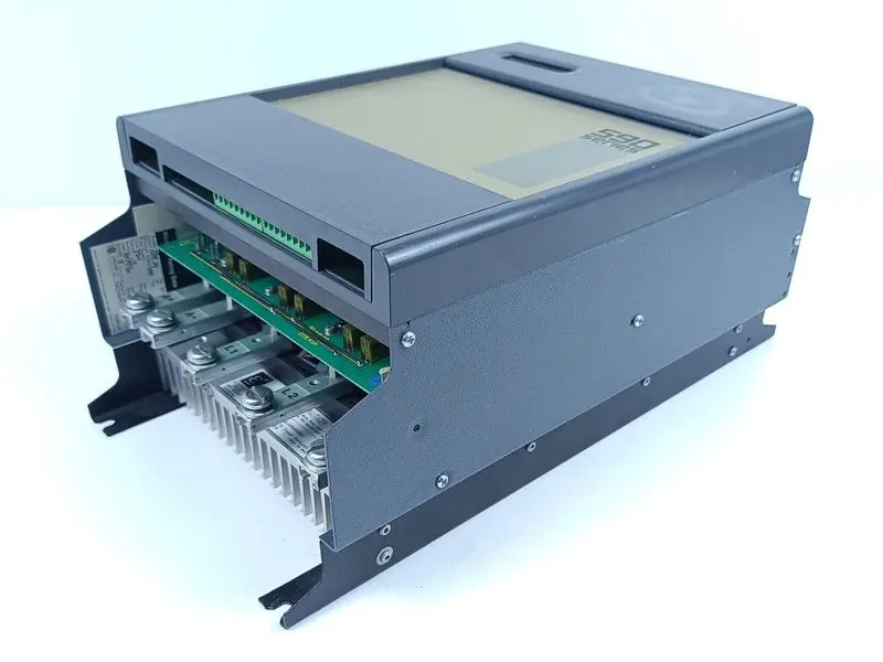 Produktfoto 1 von Eurotherm drives 590 series 590/0350/6/1/4/0/1/0/0060/340/0/0 TOP ZUSTAND TESTED