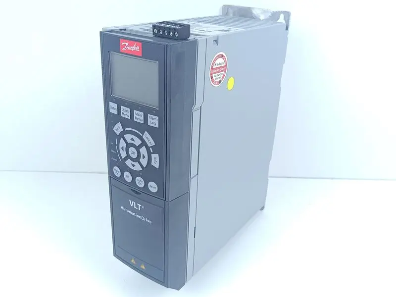 Produktfoto 1 von Danfoss FC-302P1K1T5E20H2 131B0650 1,1kW Frequenzumrichter TESTED & TOP ZUSTAND