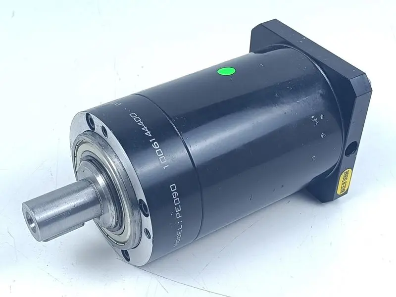 Produktfoto 1 von APEX Dynmaics Gear Getriebe PE090 10061 44400 RATIO: 070:1 NEUWERTIG