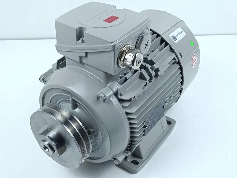 Produktfoto 1 von SIEMENS Motor 1AV2116A 1LE10011BA622AB4 1LE1001-1BA62-2AB4 5,5kw NEUWERTIG