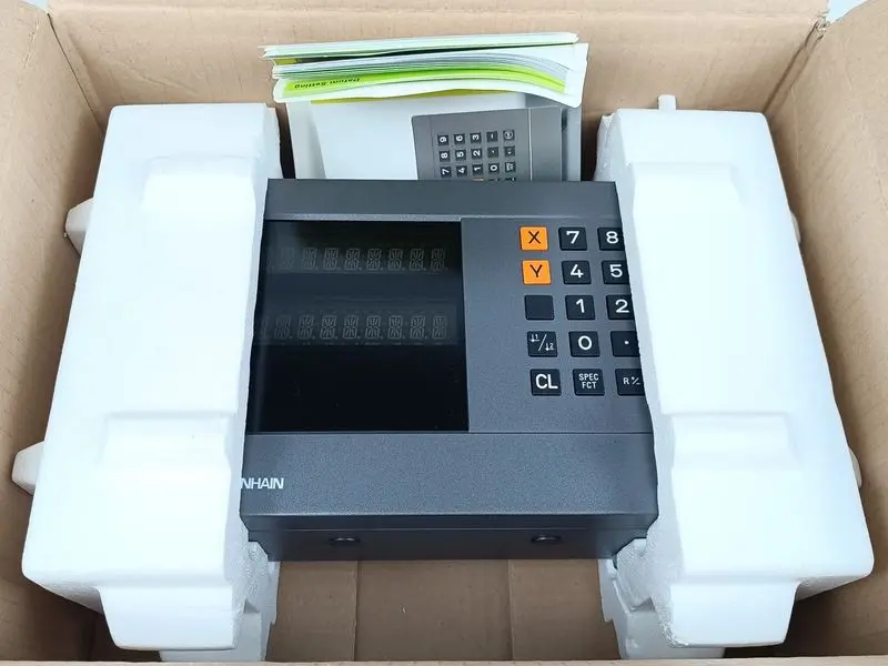 Produktfoto 1 von Heidenhain Digitalanzeige ND 720 ID 339727-01 TESTED & UNUSED & OVP