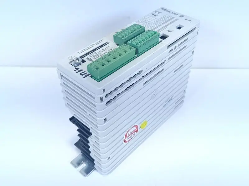Produktfoto 1 von Moeller Lenze DF4-120-037 230V 0,37kw TESTED & NEUWERTIG