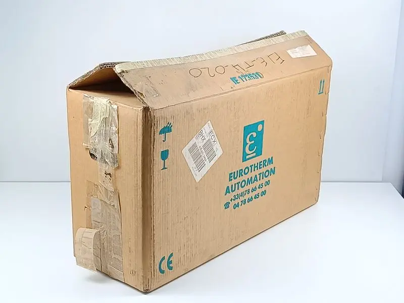 Produktfoto 1 von Eurotherm TC1028 300A/220V/00/4mA20/PA/ENG/RMS/60H UNUSED & OVP