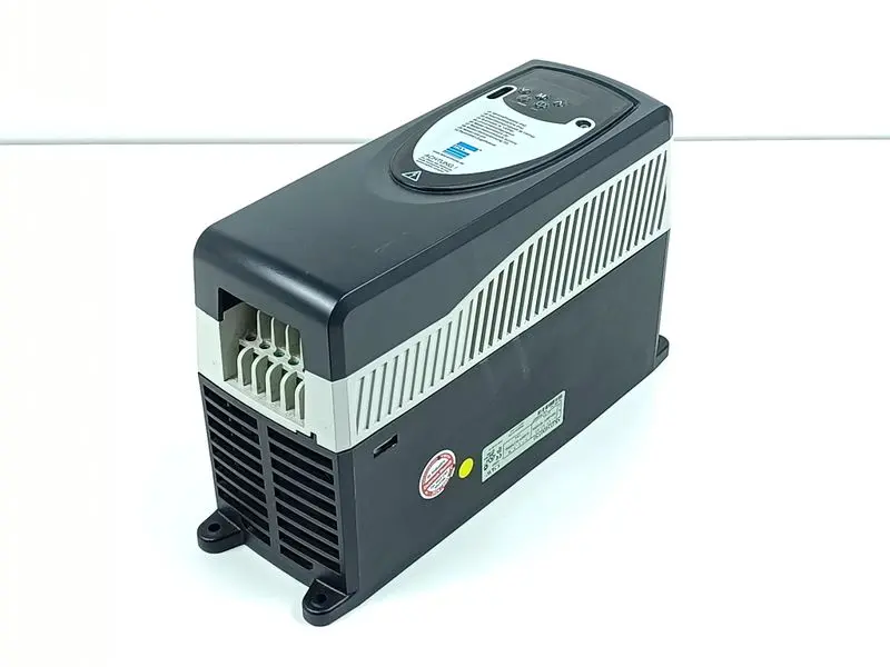 Produktfoto 1 von Control Techniques EPA Commander SK SKD3400550 5,5kW 13A TESTED & TOP ZUSTAND