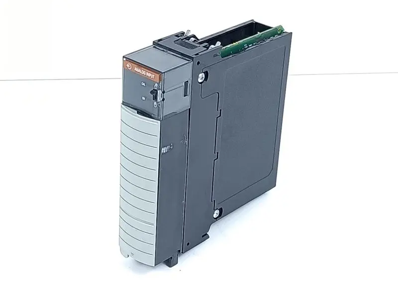 Produktfoto 1 von Allen Bradley 1756-IF16/A Analog Input 10V&4-20mA 16 Point Input TESTED & TOPZUSTAND