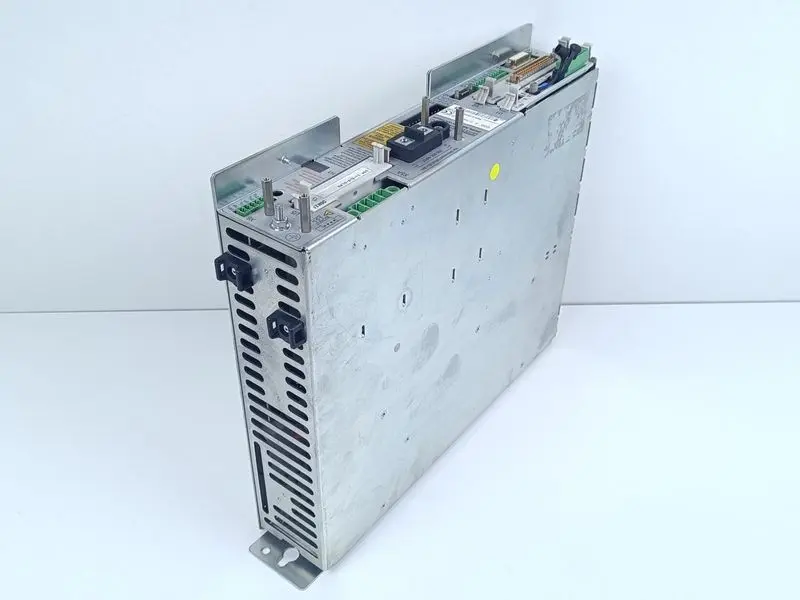 Produktfoto 1 von Indramat DDS3.1-W030-D + DSS 1.3 + DEA 4.1 + DSM 2.1 TOP ZUSTAND