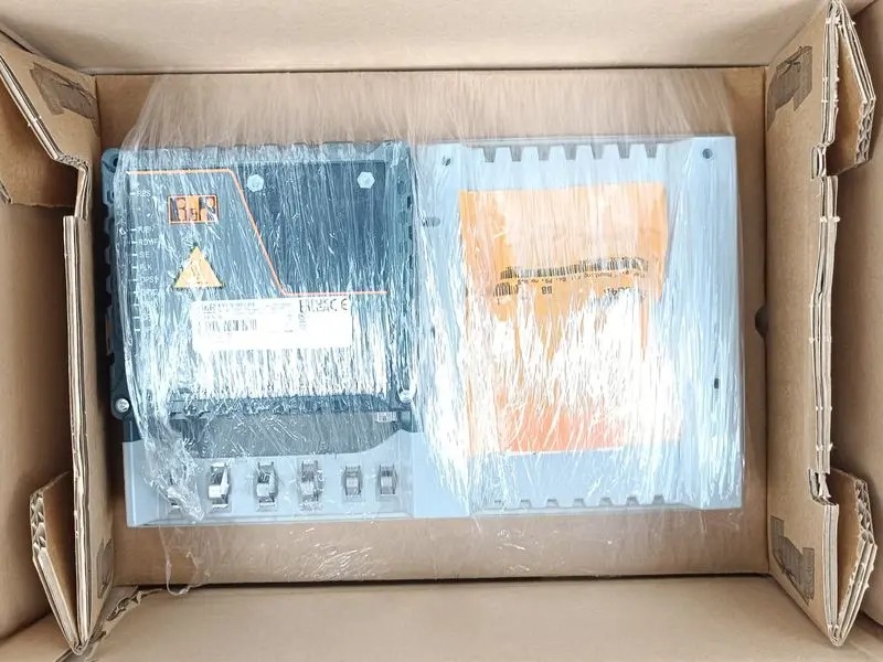 Produktfoto 1 von B&R Power Touch Panel 4PPC70.101G-20B Rev. H0 UNUSED & OVP