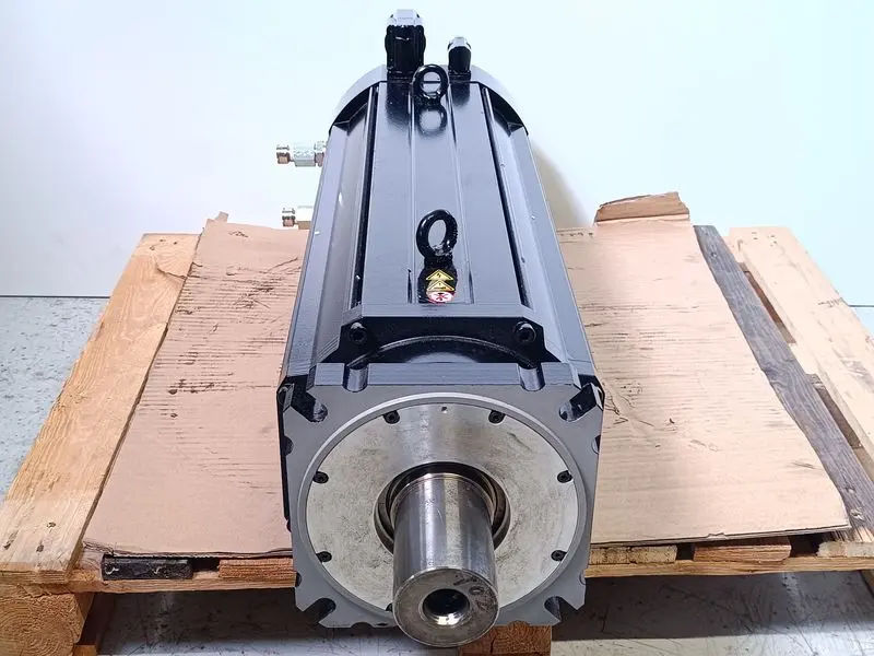 Produktfoto 1 von MOOG G400 Servomotor G446-1012 Typ. JSW6-167-013-024-00-04-01 UNUSED