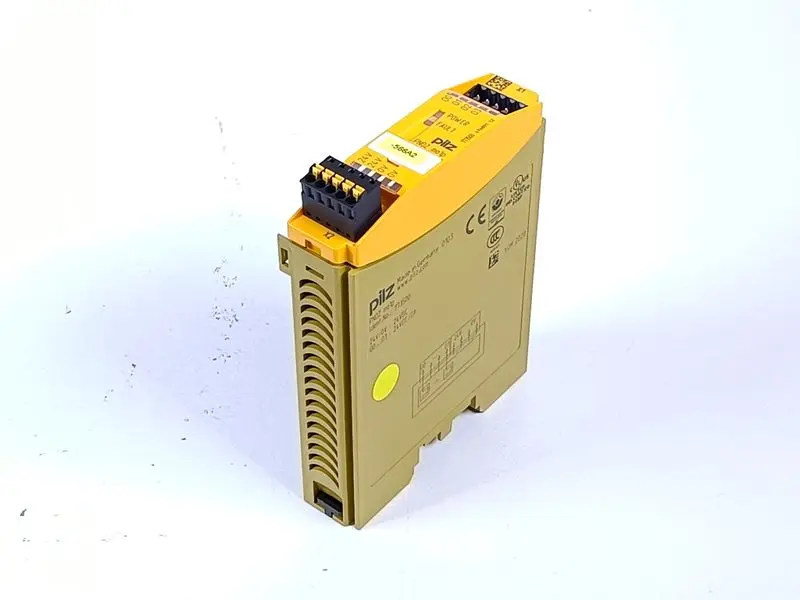 Produktfoto 1 von PILZ PNOZ mo1p 24VDC ID No.: 773500 Erweiterungsmodul  TOP ZUSTAND