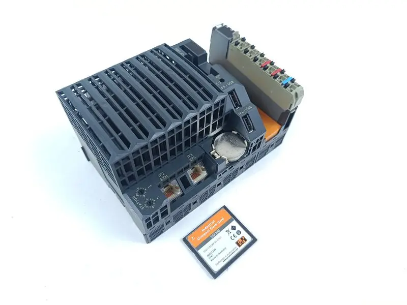 Produktfoto 1 von B&R X20 CP 1484 X20CP1484 REV.G0 + Industrial Compact Flash Card 512MB NEUWERTIG