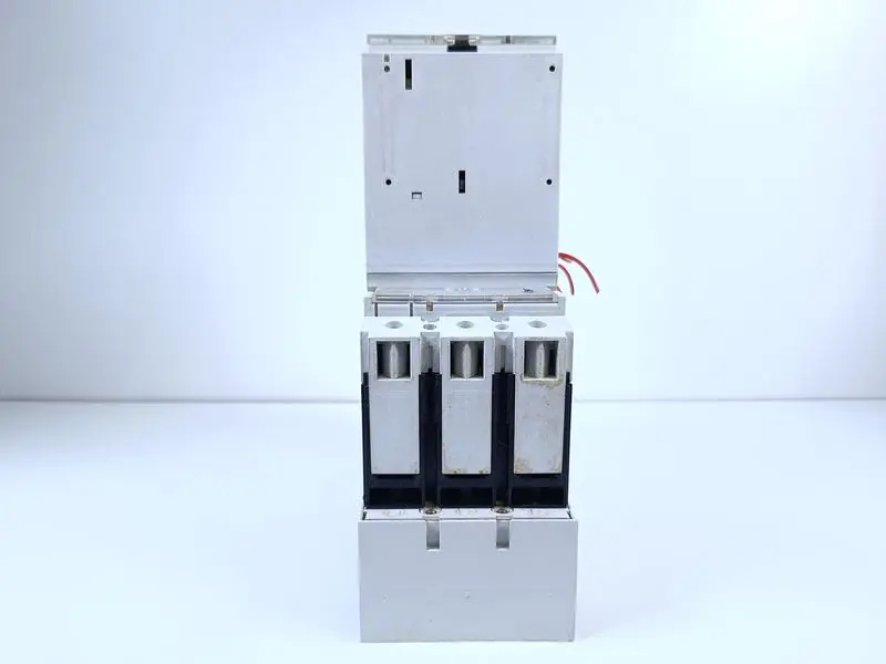Produktfoto 1 von Moeller Eaton NZM 2-XR NZM H2-A160 FERNANTRIEB GEBRAUCHT GUT