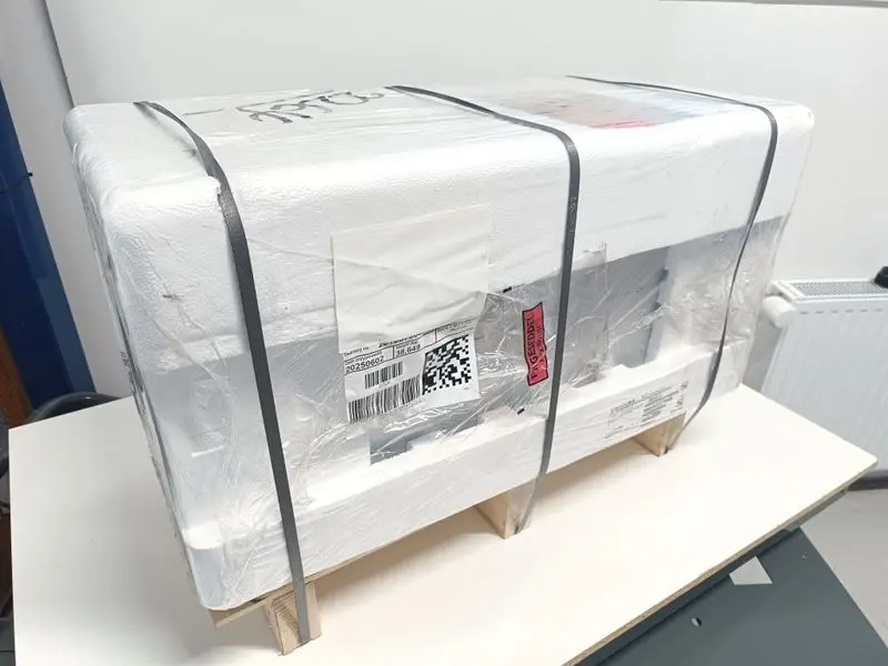 Produktfoto 1 von Danfoss VLT FC-302 131F0438 FC-302P45KT5E20H1XG 45kW(HO) 55kW(NO) UNUSED & OVP