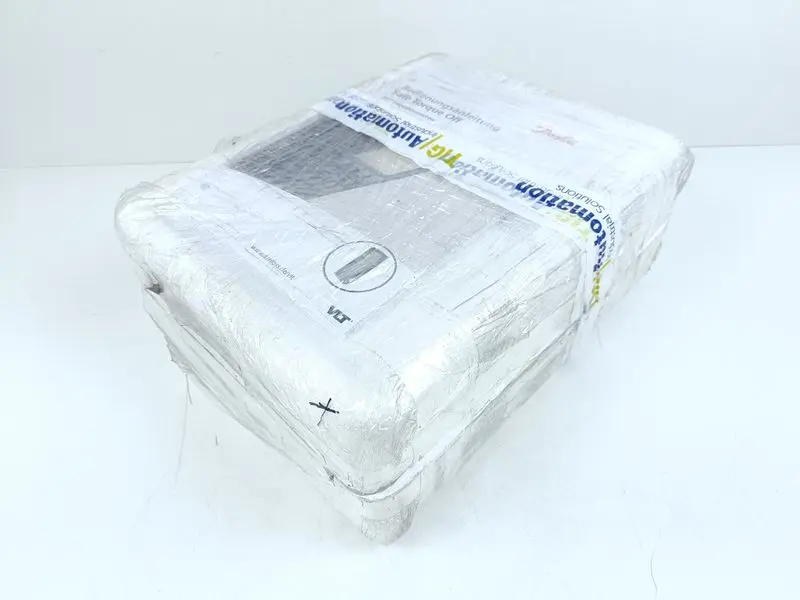 Produktfoto 1 von Danfoss VLT 134F2656 FC-102P1K1T4E20H1TGXXXXSXXXXALBXCXXXXD0 UNUSED & OVP