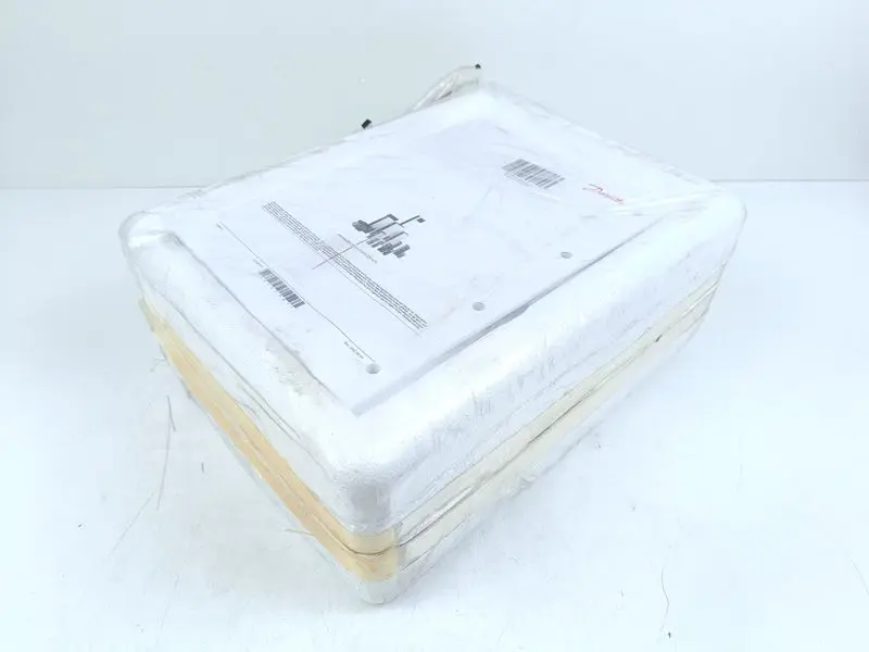 Produktfoto 1 von Danfoss VLT 131B2424 FC-302PK75T5E20H1XGCXXXSXXXXA0BXCXXXXDX UNUSED & OVP