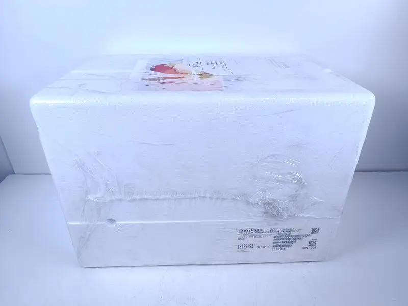Produktfoto 1 von Danfoss FC-302P11KT5E20H1XGXXXXSXXXXAXBXCXXXXDX P/N: 131B9826 OVP UNUSED SEALED