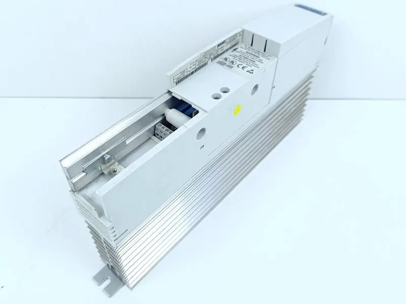 Produktfoto 1 von Lenze EMB9352-E 33.9352-E.1B 19kW 25A Bremsmodul Break Chopper