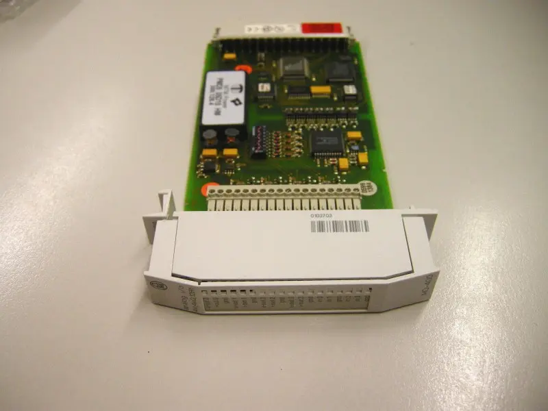 Produktfoto 1 von Moeller PS416 AIO-400 Analog i/o Modul 4xI, 4xQ, 12 BIT Top Zustand