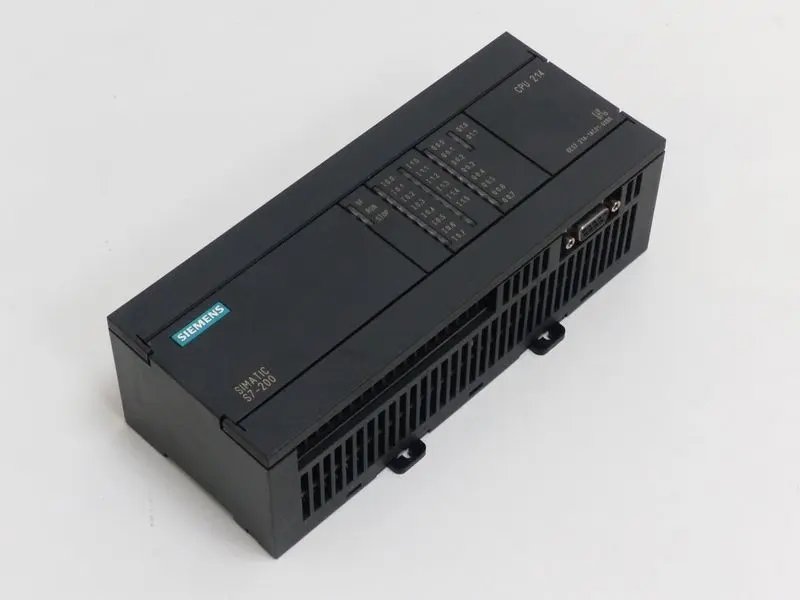 Produktfoto 1 von SIEMENS 6ES7 214-1AC01-0XB0 CPU 214 + 6ES7 291-8GC00-0XA0 MC291 8K MEMORY Est. 7