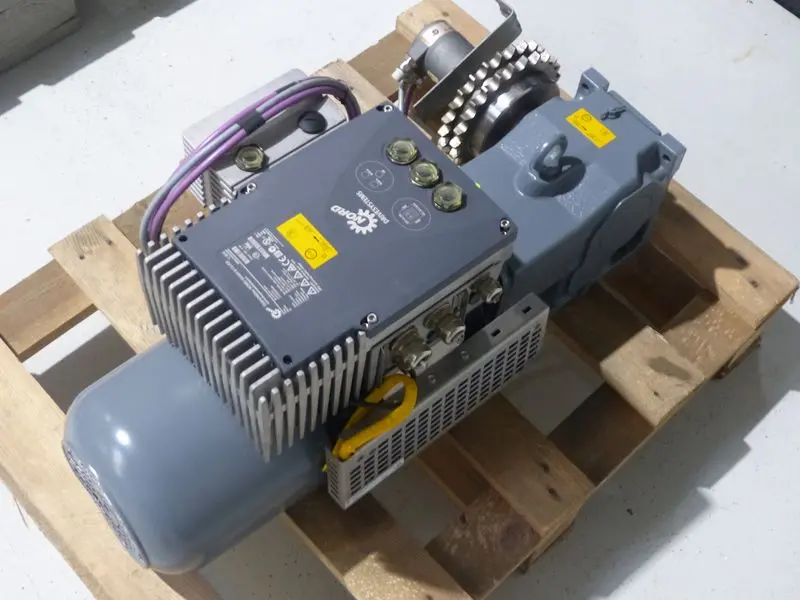 Produktfoto 1 von NORD Getriebemotor SK 100LA/4 BRE40 TF TI4 +SK 210E-301-340-A 3kw NEUWERTIG