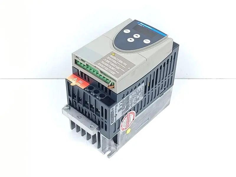 Produktfoto 1 von Telemecanique Altivar 11 ATV11HU09M2E 230V 0,37kw TESTED & TOP ZUSTAND