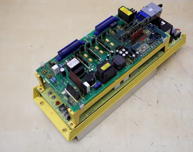 Produktfoto 1 von FANUC A06B-6058-H005 AC Servo Amplifier A20B-1003-0090/02 Top Zustand
