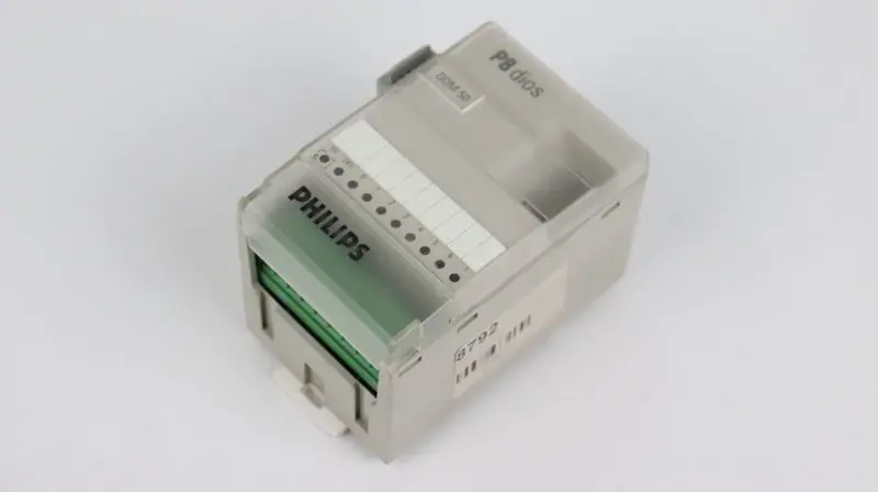 Produktfoto 1 von Philips P8 dios Vers. 24 V DC / 8 Ausgänge 24 V DC / 0,5A DOM 50