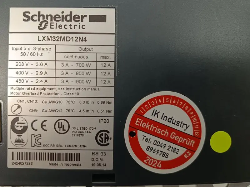 Produktfoto 1 von Schneider Electric LXM32MD12N4 CN6 I/O Servo Drive TESTED & TOP ZUSTAND