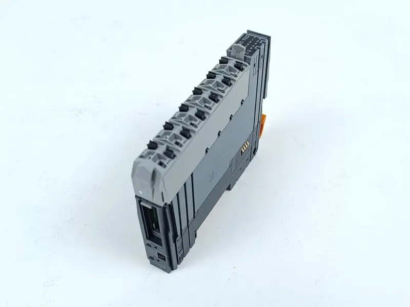 Produktfoto 1 von B&R X20 DO 9322 X20DO9322 Rev. IO + X20BM11 X20 BM 11 TOP ZUSTAND