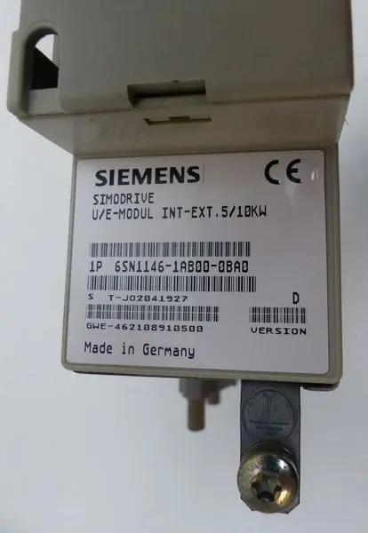 Produktfoto 1 von Siemens Simodrive 6SN1146-1AB00-0BA0 U/E Modul INT-EXT.5/10KW Vers.D Top Zustand