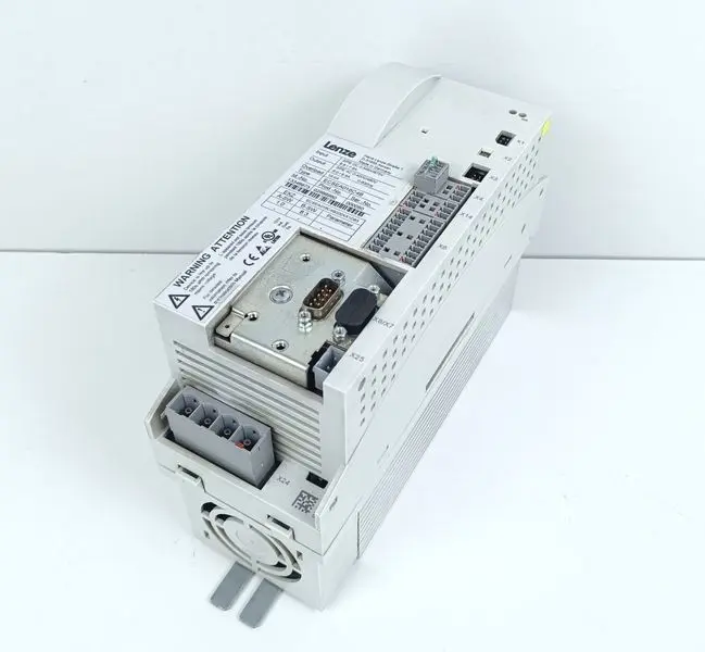 Produktfoto 1 von Lenze ECSEA016C4B Servo Axis Modul TOP ZUSTAND
