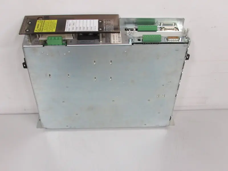 Indramat DDS03.1-W030-DA02-00 + DAA 1.1 Card DDS03.1-W030-D top zustand