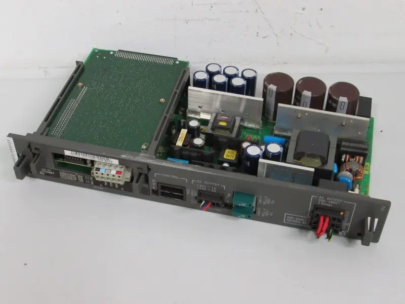 Produktfoto 1 von Fanuc A16B-2203-0370/13E 008572 + A20B-8001-0830/03C Power Supply