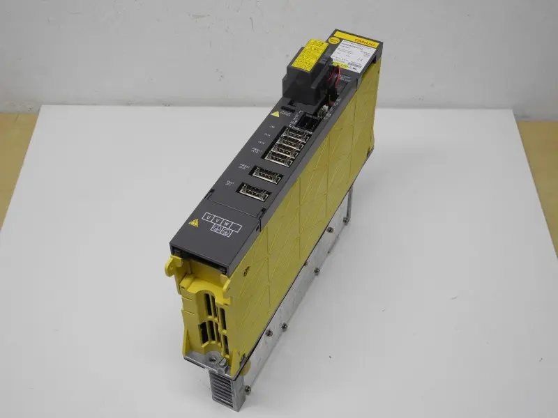 Produktfoto 1 von Fanuc Servo Amplifier Module A06B-6079-H105 18.7A  4,75kW Top Zustand