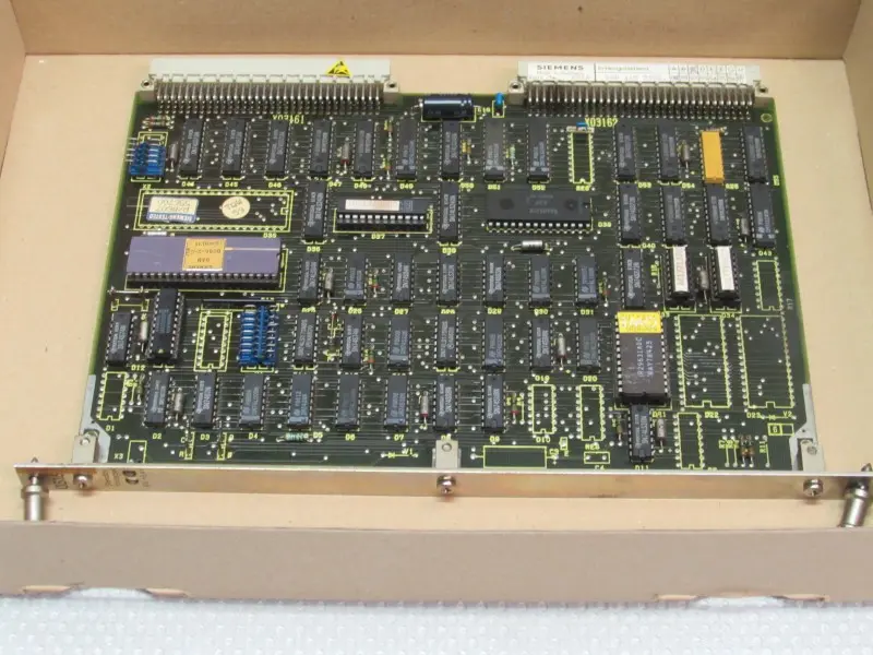 Produktfoto 1 von Siemens Sinumerik 6FX1111-0AB02 Version C Top Zustand