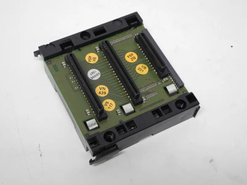 Produktfoto 1 von Moeller Rack XIOC-BP-XC1 V04 NEUWERTIG